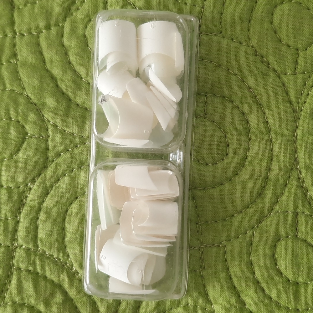 Acrylic nails - Picture 2 of 3